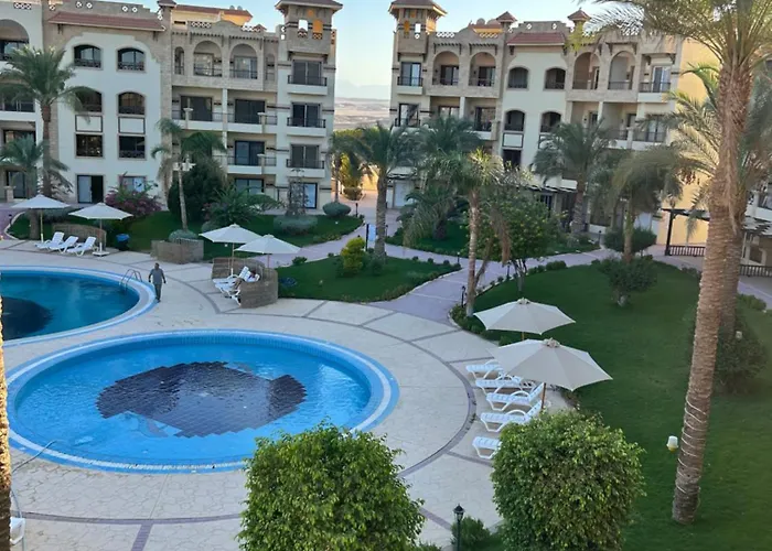 Apartment Luxury Pool View Chalet, El Saraya Sahl Hasheesh, Near Hurghada